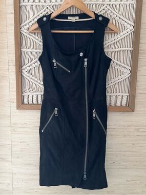 Burberry Black Sleeveless Zipper Sheath Dress